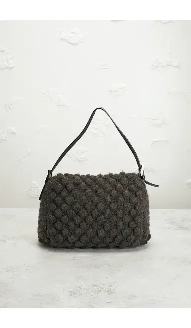Fendi Crochet Mama Baguette Shoulder Bag | Thumbnail 3 Fendi Crochet Mama Baguette Shoulder Bag | Thumbnail 3