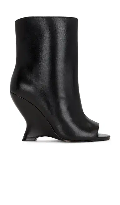 Steve Madden Rylix Boot | Thumbnail 1 Steve Madden Rylix Boot | Thumbnail 1