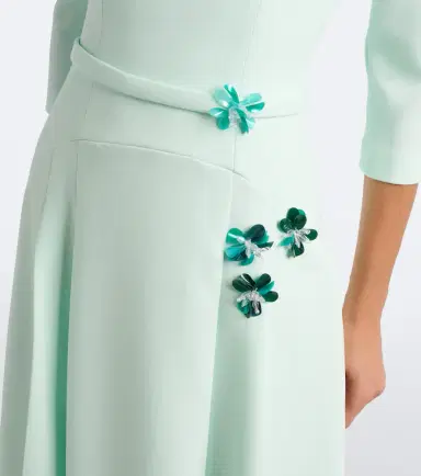 Safiyaa Amadora off-shoulder crêpe gown | Thumbnail 4 Safiyaa Amadora off-shoulder crêpe gown | Thumbnail 4
