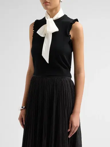 Cinq à Sept Women's Chiara Contrast Tieneck Top - Black Gardenia | Thumbnail 4 Cinq à Sept Women's Chiara Contrast Tieneck Top - Black Gardenia | Thumbnail 4