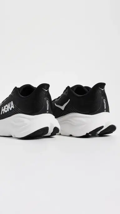 Hoka Clifton 11 Sneakers Black / White 7 | Thumbnail 4 Hoka Clifton 11 Sneakers Black / White 7 | Thumbnail 4