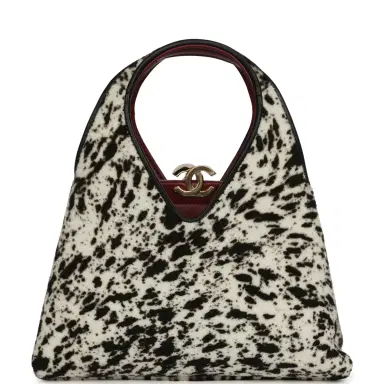 Chanel Chanel Small Chic Lady "Dalmatian Print" Shopping Bag Black, White Pony Hair Gold Hardware | Thumbnail 4 Chanel Chanel Small Chic Lady "Dalmatian Print" Shopping Bag Black, White Pony Hair Gold Hardware | Thumbnail 4