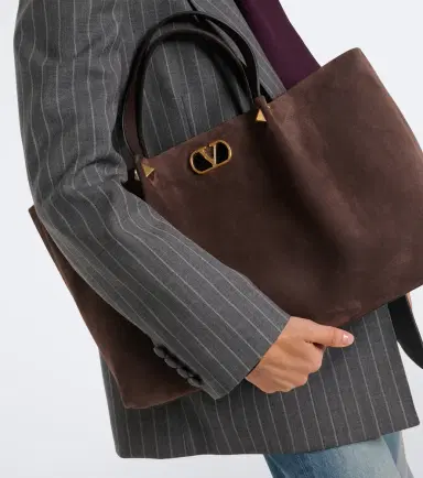 Valentino Garavani VLogo Signature Large suede tote bag | Thumbnail 6 Valentino Garavani VLogo Signature Large suede tote bag | Thumbnail 6
