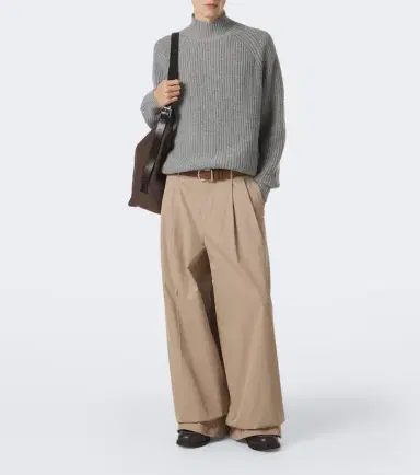 Allude Wool and cashmere turtleneck sweater | Thumbnail 3 Allude Wool and cashmere turtleneck sweater | Thumbnail 3