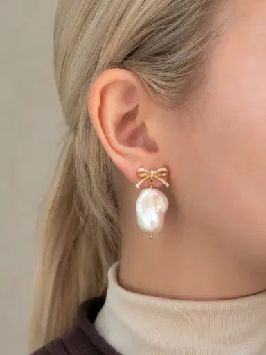 Wish Fine Jewelry 40ct Diamond Pearl 18K Gold Drop Earrings | Thumbnail 2 Wish Fine Jewelry 40ct Diamond Pearl 18K Gold Drop Earrings | Thumbnail 2
