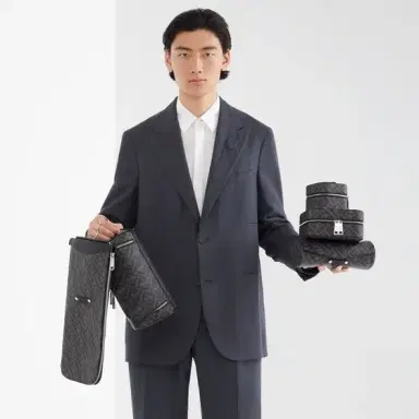 Fendi Cylindrical watch case with flap closure | Thumbnail 5 Fendi Cylindrical watch case with flap closure | Thumbnail 5