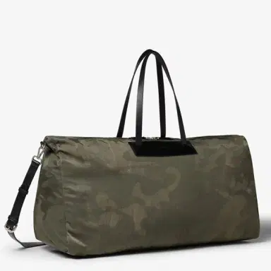 Fendi Versatile, travel-ready duffle bag | Thumbnail 2 Fendi Versatile, travel-ready duffle bag | Thumbnail 2