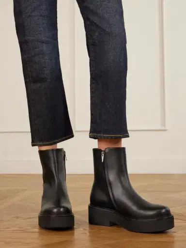 Gianvito Rossi Hiro Bootie Leather Ankle Boots | Thumbnail 2 Gianvito Rossi Hiro Bootie Leather Ankle Boots | Thumbnail 2
