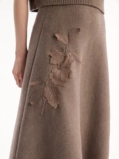 Oscar de la Renta Hibiscus Embroidered Knit Skirt | Thumbnail 6 Oscar de la Renta Hibiscus Embroidered Knit Skirt | Thumbnail 6