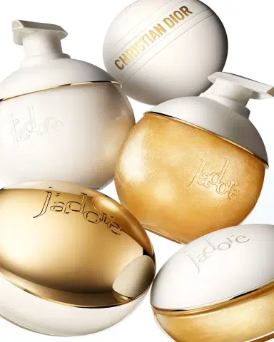 Dior J'adore Les Adorables Shimmering Oil | Thumbnail 4 Dior J'adore Les Adorables Shimmering Oil | Thumbnail 4