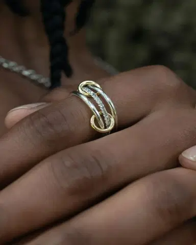 Spinelli Kilcollin Sonny SG Gris Thin 3-Linked Ring in Sterling Silver and Gray Pave Diamonds with Yellow Gold Connectors | Thumbnail 2 Spinelli Kilcollin Sonny SG Gris Thin 3-Linked Ring in Sterling Silver and Gray Pave Diamonds with Yellow Gold Connectors | Thumbnail 2