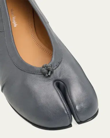 Maison Margiela Tabi Leather Ballerina Flats | Thumbnail 3 Maison Margiela Tabi Leather Ballerina Flats | Thumbnail 3