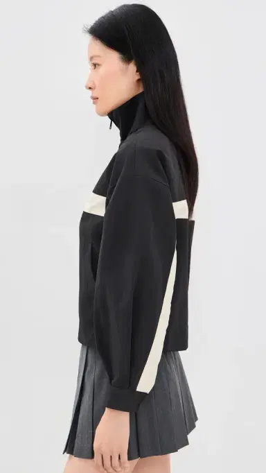 Lioness Essential Windbreaker Noir | Thumbnail 4 Lioness Essential Windbreaker Noir | Thumbnail 4