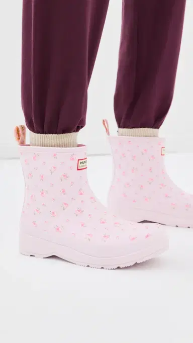 Hunter Boots Hunter x Loveshackfancy Play Short Rain Boots Light Pink 682 7 | Thumbnail 3 Hunter Boots Hunter x Loveshackfancy Play Short Rain Boots Light Pink 682 7 | Thumbnail 3