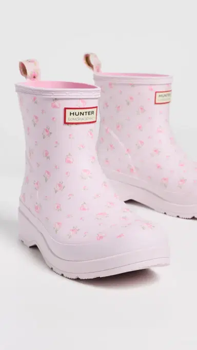 Hunter Boots Hunter x Loveshackfancy Play Short Rain Boots Light Pink 682 7 | Thumbnail 5 Hunter Boots Hunter x Loveshackfancy Play Short Rain Boots Light Pink 682 7 | Thumbnail 5