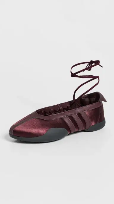 Adidas Taekwondo Mei Ballet Shoes Maroon/Core Black 9 | Thumbnail 2 Adidas Taekwondo Mei Ballet Shoes Maroon/Core Black 9 | Thumbnail 2
