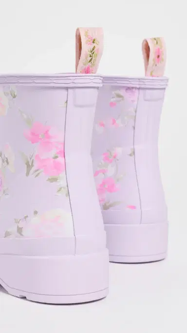 Hunter Boots Hunter x LoveShackFancy Play Short Rain Boots Light Purple 30 | Thumbnail 4 Hunter Boots Hunter x LoveShackFancy Play Short Rain Boots Light Purple 30 | Thumbnail 4