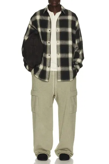 Fear of God Essentials Button Up Shirt | Thumbnail 3 Fear of God Essentials Button Up Shirt | Thumbnail 3