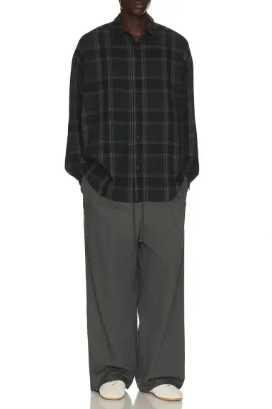 Fear of God Essentials Button Up Shirt | Thumbnail 3 Fear of God Essentials Button Up Shirt | Thumbnail 3