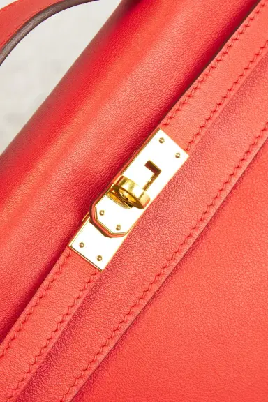 FWRD Renew Hermes Swift Kelly Pochette | Thumbnail 6 FWRD Renew Hermes Swift Kelly Pochette | Thumbnail 6
