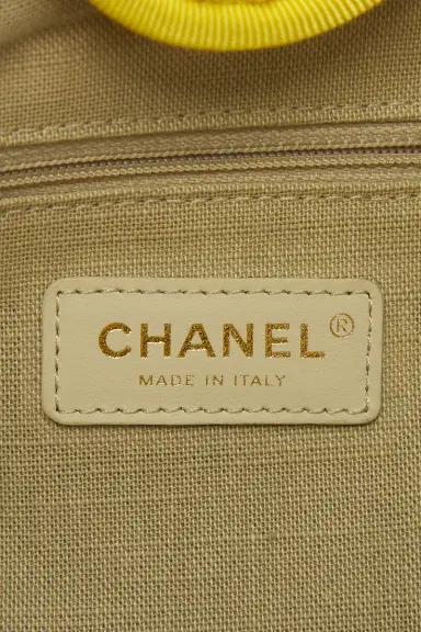 Chanel Chanel Medium Deauville Tote Bag | Thumbnail 5 Chanel Chanel Medium Deauville Tote Bag | Thumbnail 5