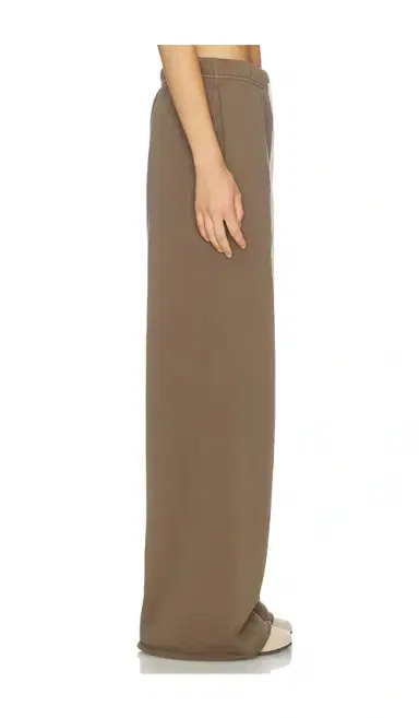 Fear of God ESSENTIALS Undone Cut Lounge Fit Sweatpant | Thumbnail 3 Fear of God ESSENTIALS Undone Cut Lounge Fit Sweatpant | Thumbnail 3