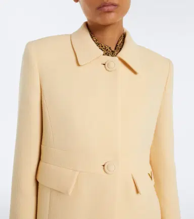 Valentino VGold virgin wool crêpe coat | Thumbnail 5 Valentino VGold virgin wool crêpe coat | Thumbnail 5