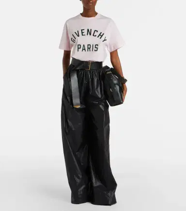 Givenchy Logo appliqué cotton T-shirt | Thumbnail 4 Givenchy Logo appliqué cotton T-shirt | Thumbnail 4