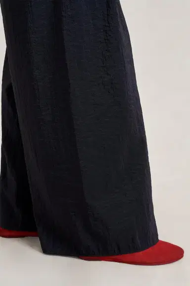 La Ligne Crosby Pant - Black | Thumbnail 4 La Ligne Crosby Pant - Black | Thumbnail 4