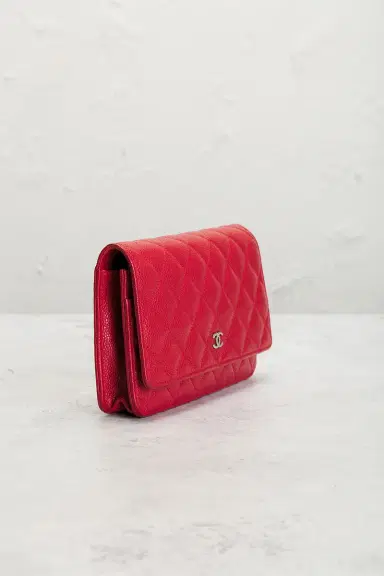 chanel Chanel Caviar Classic Wallet On Chain | Thumbnail 4 chanel Chanel Caviar Classic Wallet On Chain | Thumbnail 4