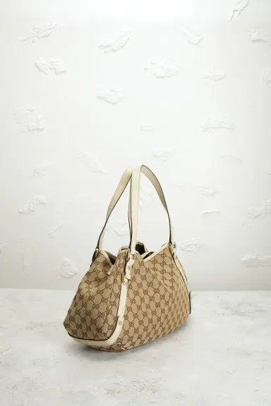 Gucci Gucci Abbey Shoulder Bag | Thumbnail 4 Gucci Gucci Abbey Shoulder Bag | Thumbnail 4