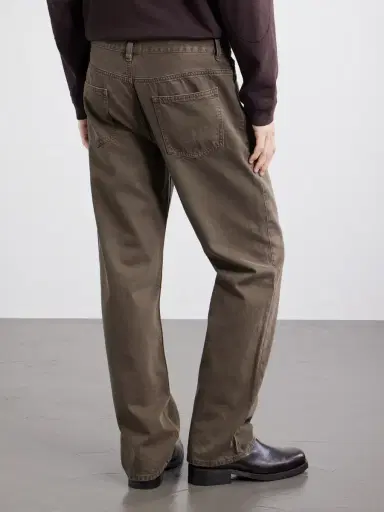 Frame Relaxed Straight-Leg Jeans - Men | Thumbnail 4 Frame Relaxed Straight-Leg Jeans - Men | Thumbnail 4