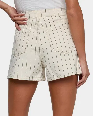 L'AGENCE Lissania Pinstriped Ultra High-Rise Denim Shorts | Thumbnail 3 L'AGENCE Lissania Pinstriped Ultra High-Rise Denim Shorts | Thumbnail 3