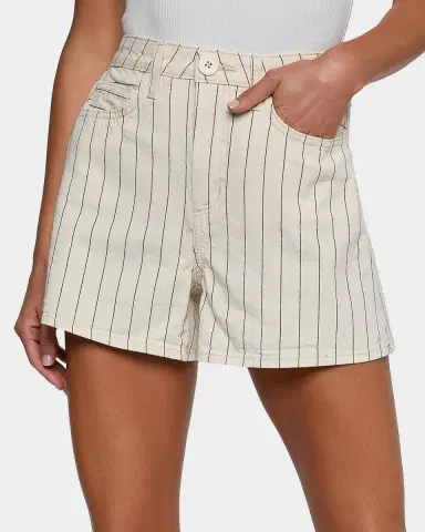 L'AGENCE Lissania Pinstriped Ultra High-Rise Denim Shorts | Thumbnail 4 L'AGENCE Lissania Pinstriped Ultra High-Rise Denim Shorts | Thumbnail 4