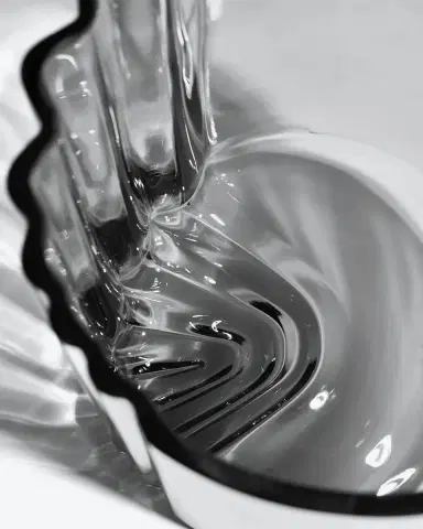 Zaha Hadid Design Pulse 8.5" Wide Glass Vase | Thumbnail 3 Zaha Hadid Design Pulse 8.5" Wide Glass Vase | Thumbnail 3