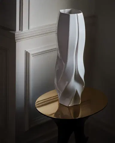 Zaha Hadid Design Braid 15" Waist Vase | Thumbnail 5 Zaha Hadid Design Braid 15" Waist Vase | Thumbnail 5