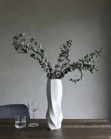 Zaha Hadid Design Braid 15" Waist Vase | Thumbnail 7 Zaha Hadid Design Braid 15" Waist Vase | Thumbnail 7