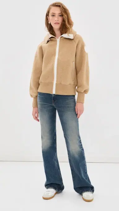 Canada Goose Chilliwack White Disc Fleece Bomber Ecru Beige | Thumbnail 5 Canada Goose Chilliwack White Disc Fleece Bomber Ecru Beige | Thumbnail 5