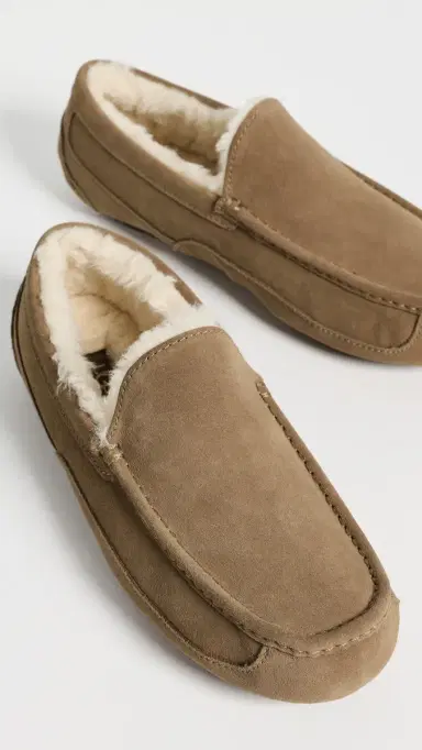 UGG Ascot Slippers Light Bronze | Thumbnail 4 UGG Ascot Slippers Light Bronze | Thumbnail 4