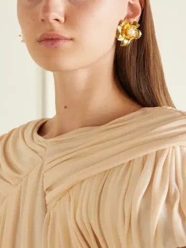 Oscar de la Renta Wild Poppy Embellished Gold-tone Earrings | Thumbnail 2 Oscar de la Renta Wild Poppy Embellished Gold-tone Earrings | Thumbnail 2