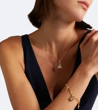 FoundRae Resilience Blossoms 18kt gold pendant necklace with diamonds | Thumbnail 6 FoundRae Resilience Blossoms 18kt gold pendant necklace with diamonds | Thumbnail 6
