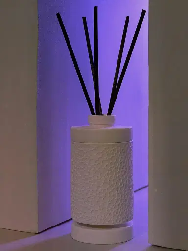Van Dang Fragrances Night Harvest Diffuser | Thumbnail 4 Van Dang Fragrances Night Harvest Diffuser | Thumbnail 4