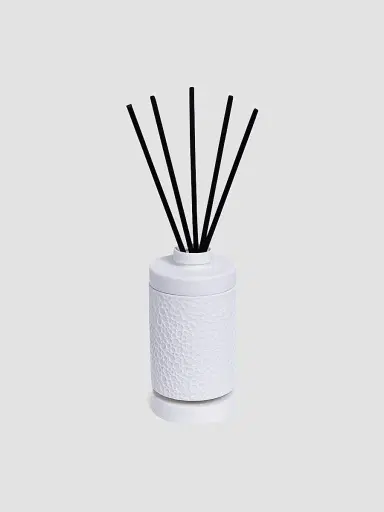 Van Dang Fragrances Veldt Fragrance Diffuser | Thumbnail 3 Van Dang Fragrances Veldt Fragrance Diffuser | Thumbnail 3