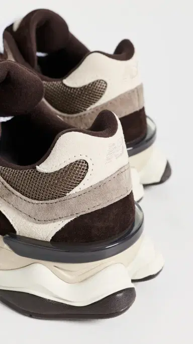 New Balance 9060 Sneakers | Thumbnail 4 New Balance 9060 Sneakers | Thumbnail 4