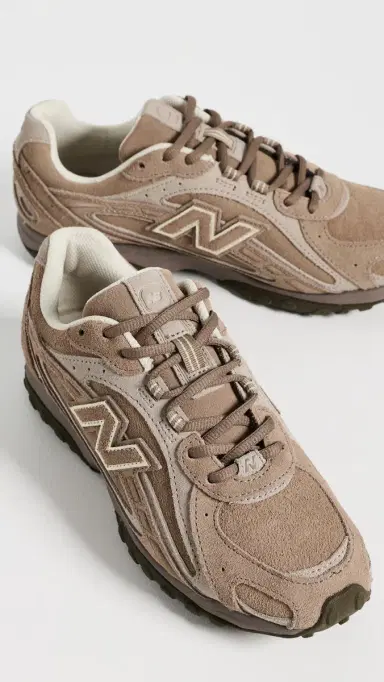 New Balance 204L Sneakers Mushroom/Arid Stone M 7.5/ W 9 | Thumbnail 5 New Balance 204L Sneakers Mushroom/Arid Stone M 7.5/ W 9 | Thumbnail 5