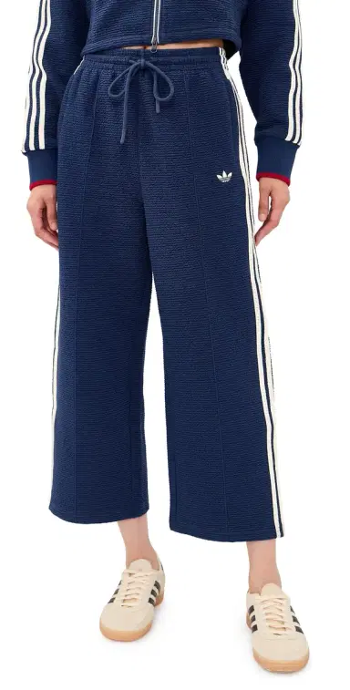 Adidas Firebird Track Pants Night Indigo/Warm Vanilla L | Thumbnail 1 Adidas Firebird Track Pants Night Indigo/Warm Vanilla L | Thumbnail 1