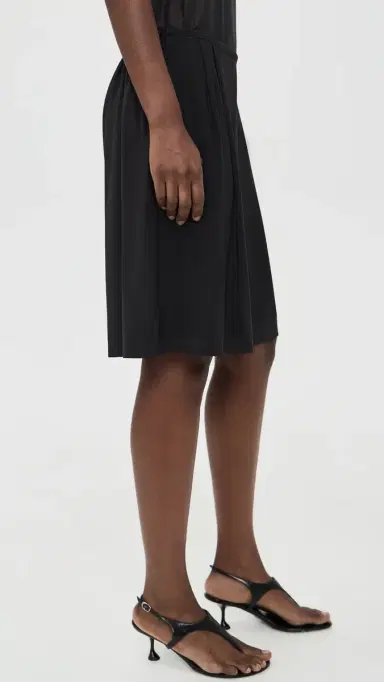 Norma Kamali Mens Pleat Bermuda Shorts Black | Thumbnail 4 Norma Kamali Mens Pleat Bermuda Shorts Black | Thumbnail 4