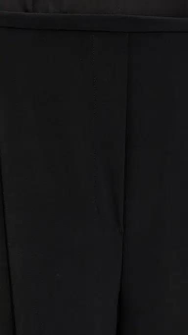 Norma Kamali Mens Pleat Bermuda Shorts Black | Thumbnail 6 Norma Kamali Mens Pleat Bermuda Shorts Black | Thumbnail 6