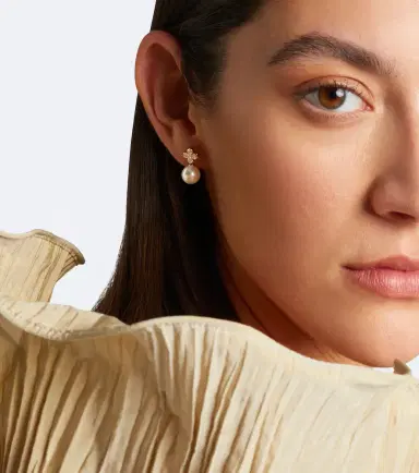 Bucherer Fine Jewellery Bloom 18kt gold earrings with pearls and diamonds | Thumbnail 5 Bucherer Fine Jewellery Bloom 18kt gold earrings with pearls and diamonds | Thumbnail 5