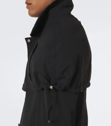 Prada Re-Nylon cropped cape | Thumbnail 3 Prada Re-Nylon cropped cape | Thumbnail 3